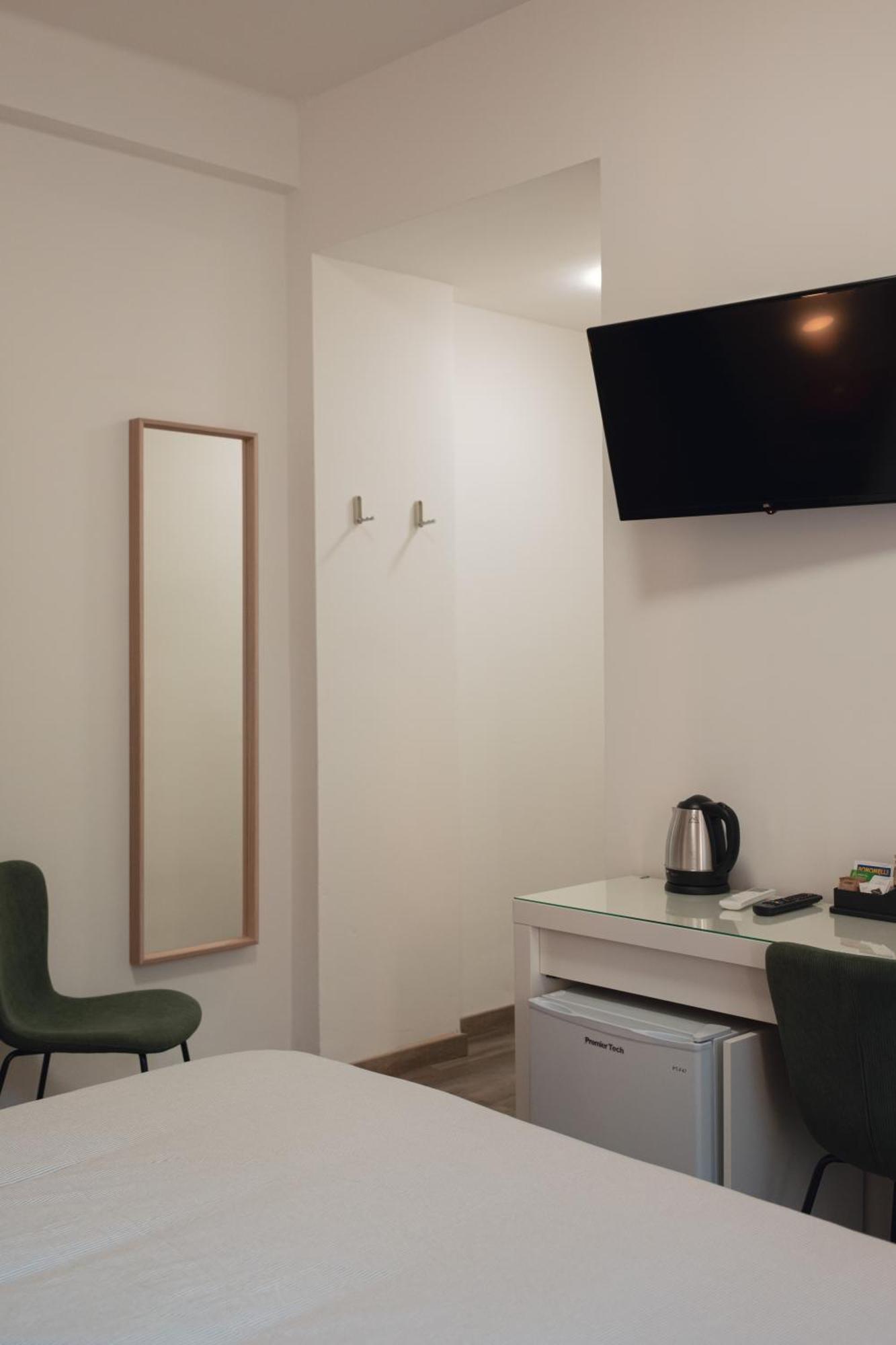 Vikos Lodge ボローニャ 部屋 写真